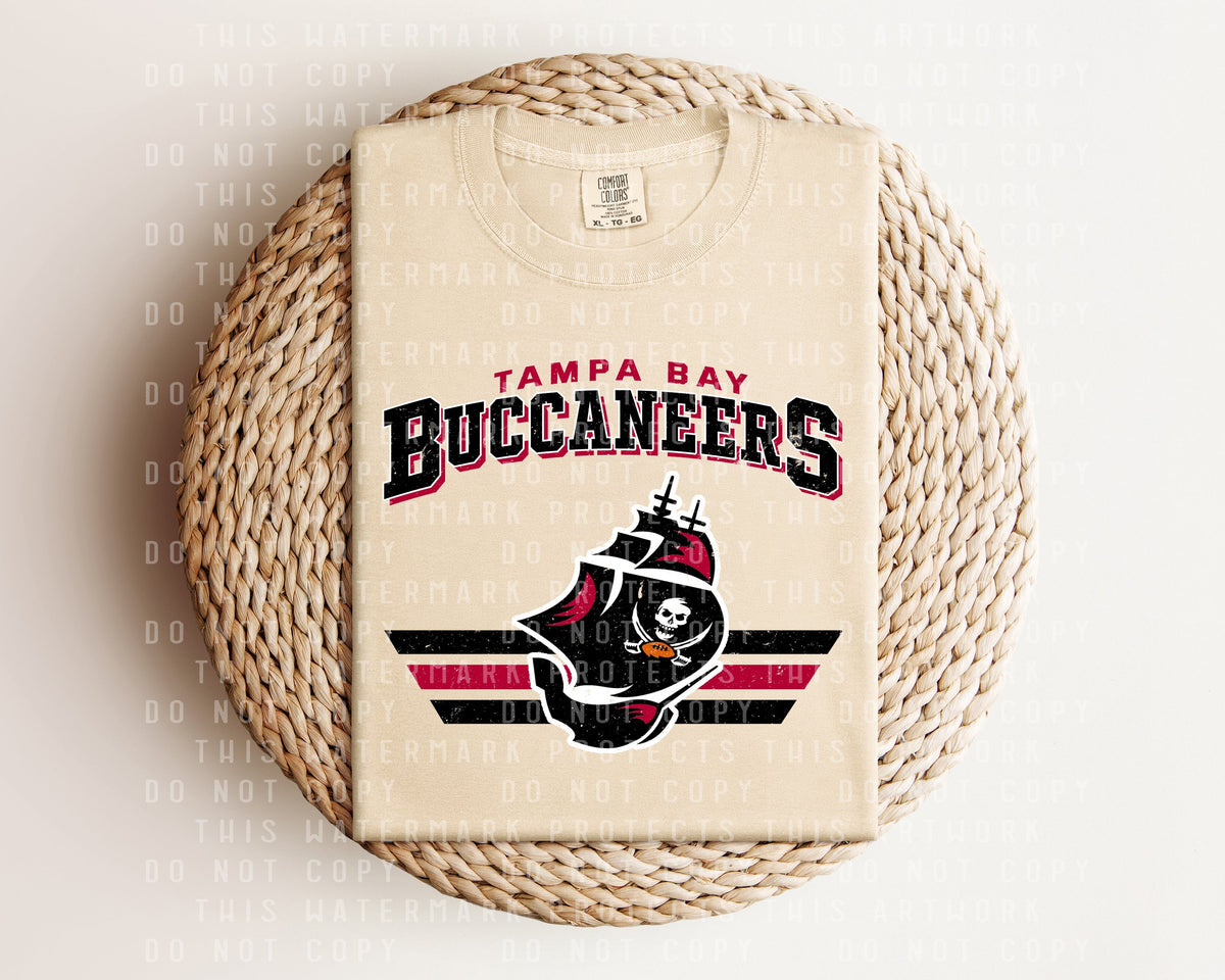 Vintage Team Buccaneers Graphic Tee product image 1